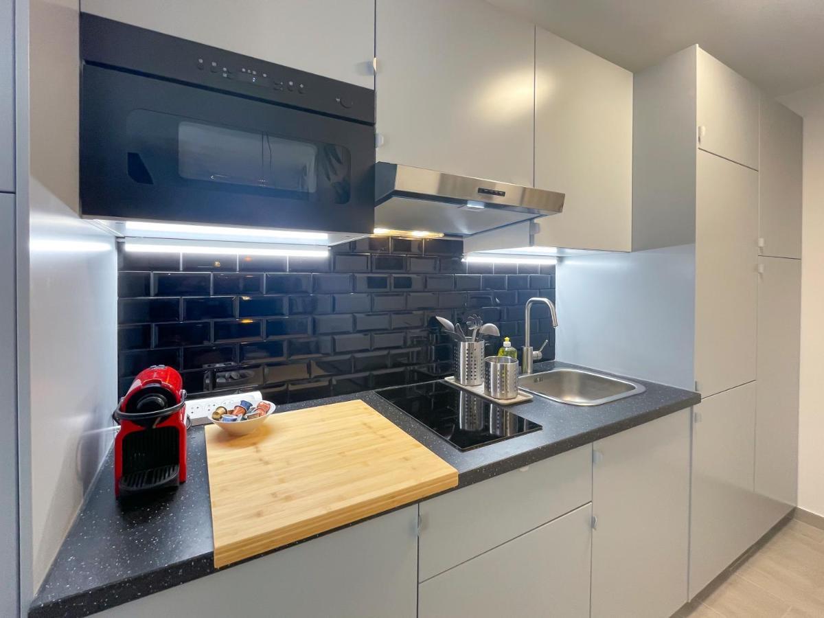 Bh - Victoria - Parking, Balcony, 2 People Apartment Nizza