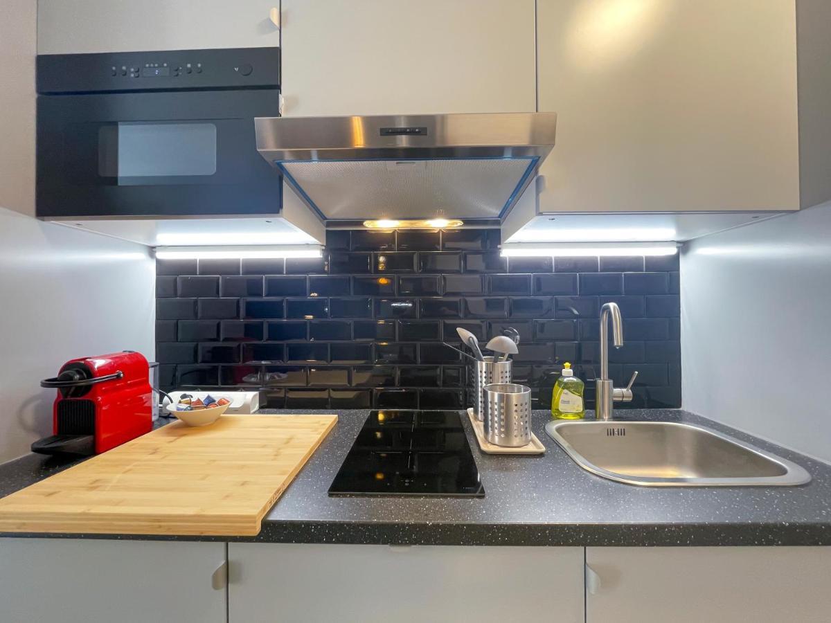 Bh - Victoria - Parking, Balcony, 2 People Apartment *